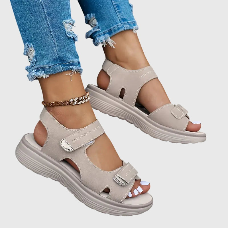 Solene Cushioned Sandals detail