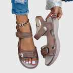 Solene Cushioned Sandals detail