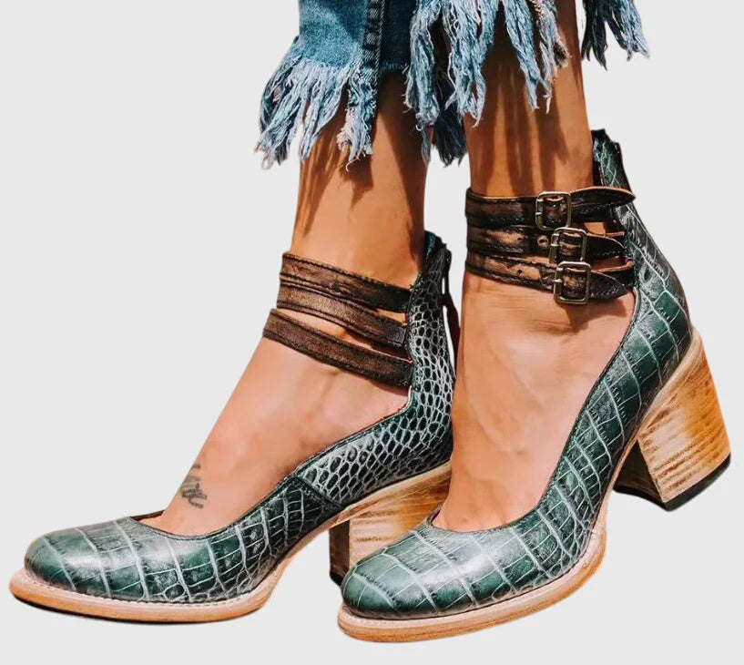 Velourra | Elegant and Comfortable Sandals