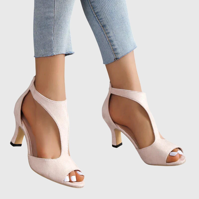 Aurelia heels view