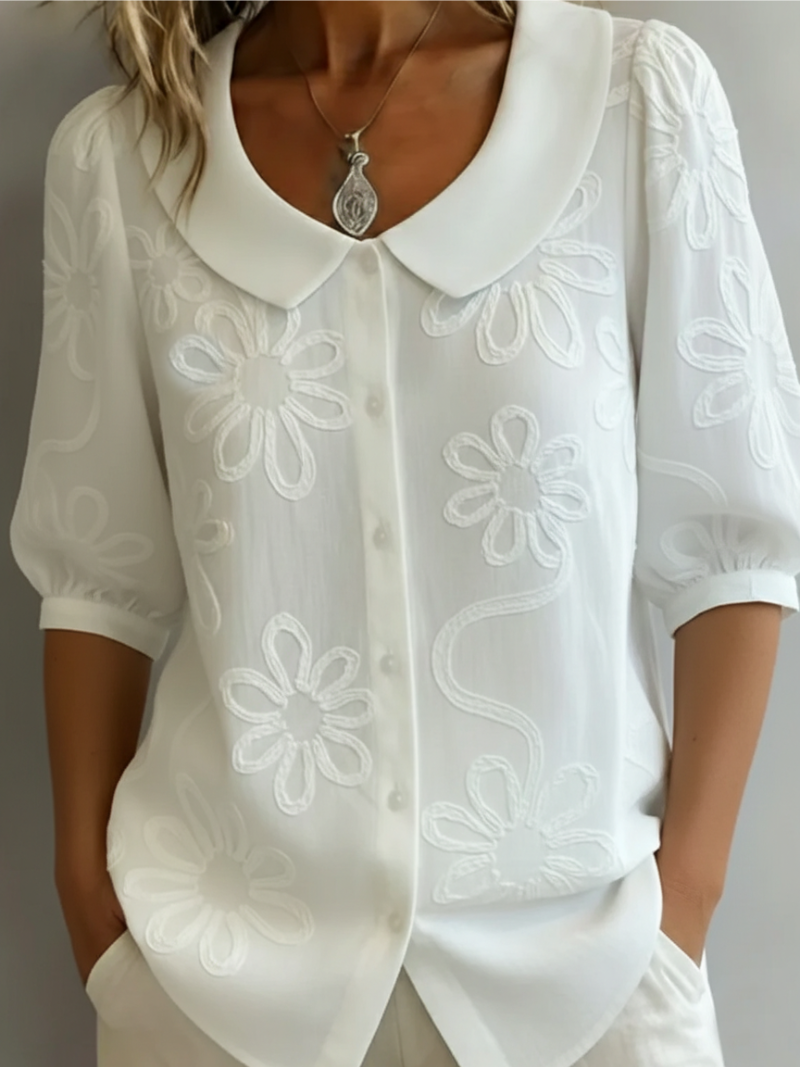Blouse in white