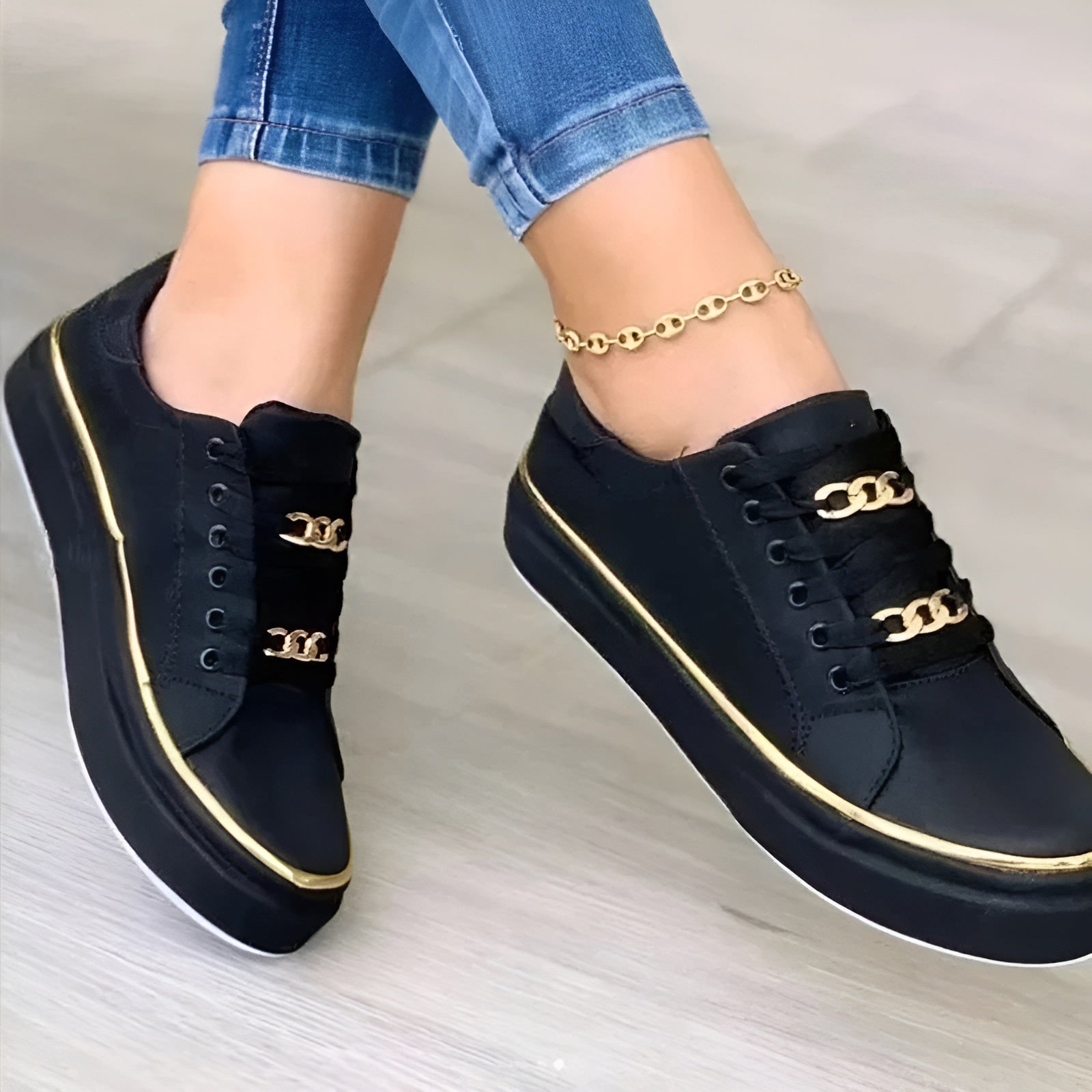 Vivienne | Orthopedic Lace-Up Sneakers