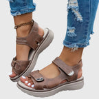Solene Cushioned Sandals in sepia