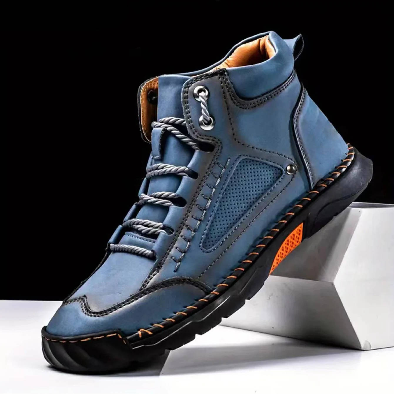 Men's Leather Hiking Boots detail 4