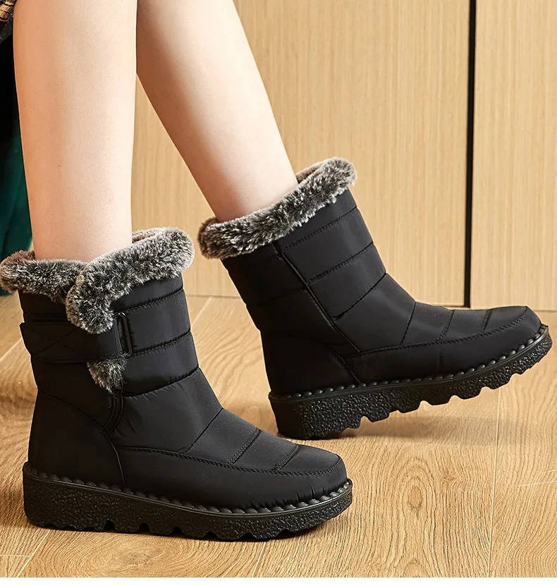 Snow boots detail