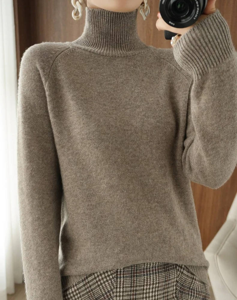Cassia | Women's Cashmere Turtleneck Sweater