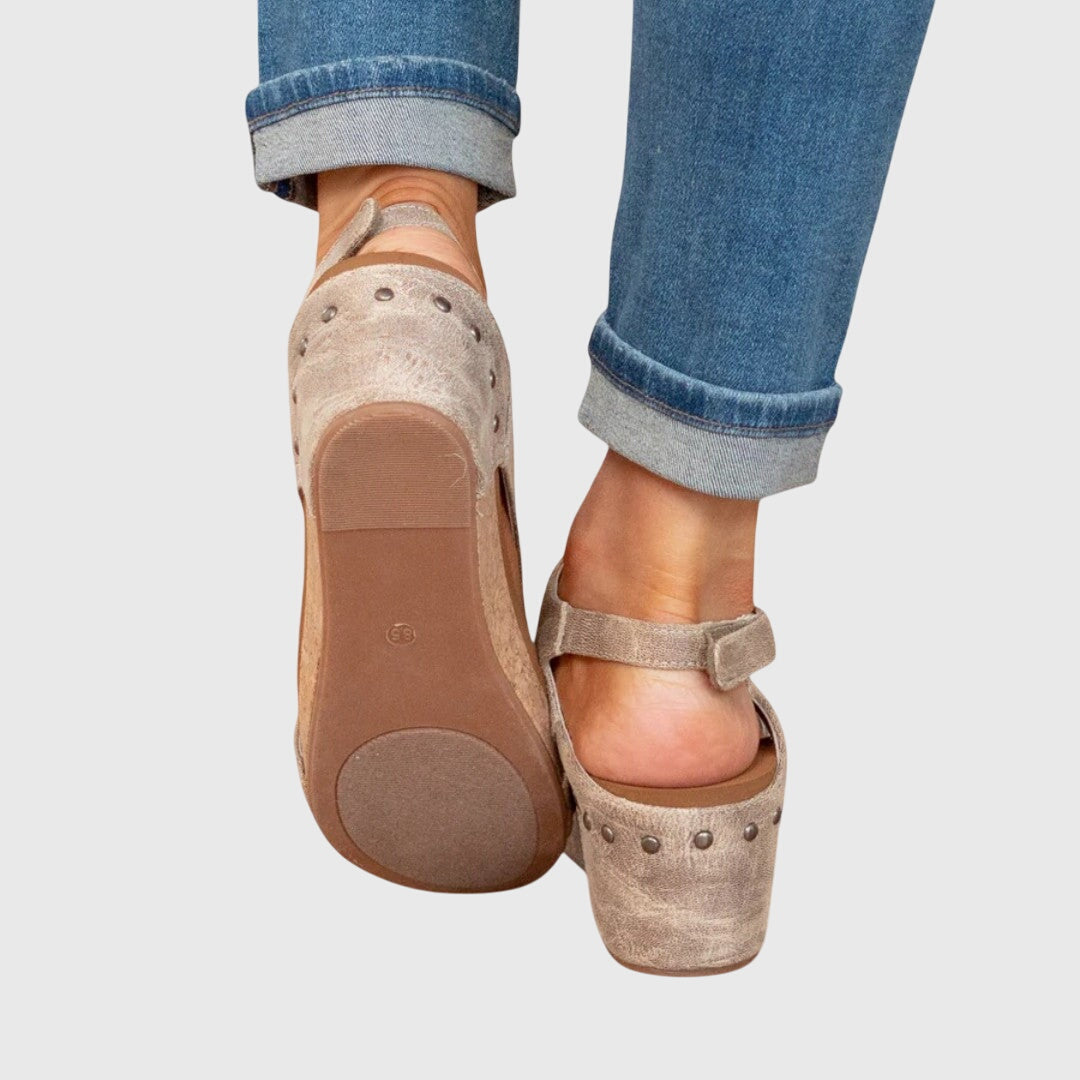 Amara Orthopedic Sandals detail