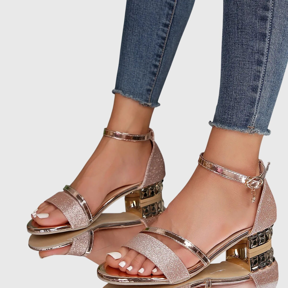Alison Orthopedic Heeled Sandals detail