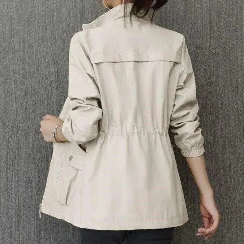 Lightweight trench coat in beige
