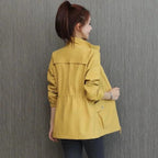 Lightweight trench coat in yellow
