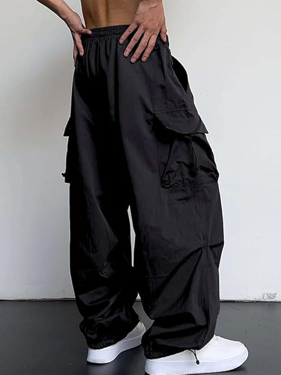 Men's Baggy Cargo Pants detail