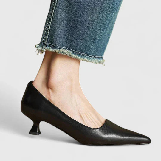 Vivienne Orthopedic Heels in Black