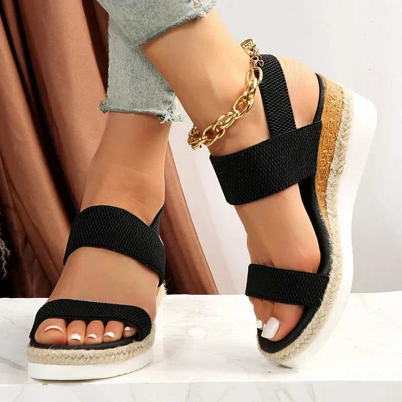 Zephyra Black