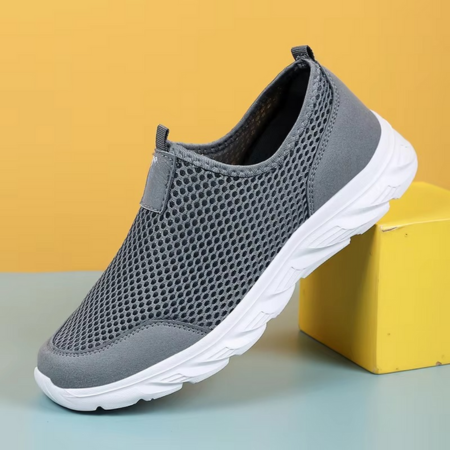 Lightweight Men's Slip On Casual Sneakers for Everyday Comfort